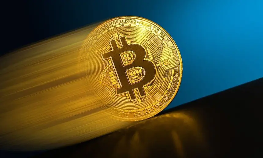 Bitcoin 72.000USD cao nhất trong mọi thời đại sau đó lại "Quay Xe"