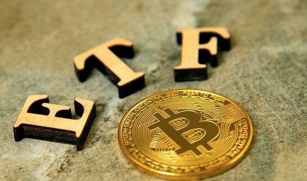 Các quỹ ETF bitcoin giao ngay chứng kiến dòng tiền vào ròng 65 triệu USD, kéo dài chuỗi ngày dòng tiền tích cực lên sáu ngày liên tiếp.